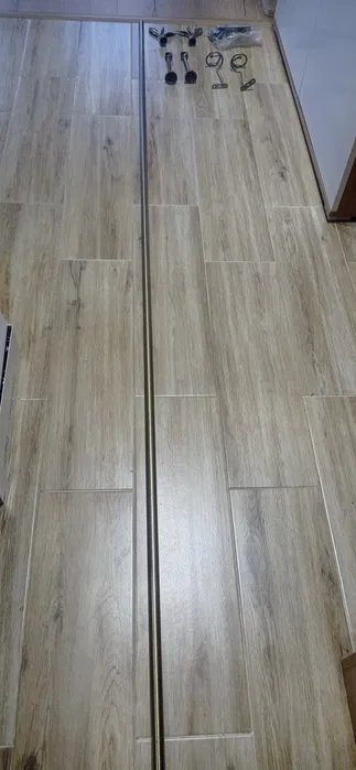 Karnisz pojedynczy antyczne złoto
