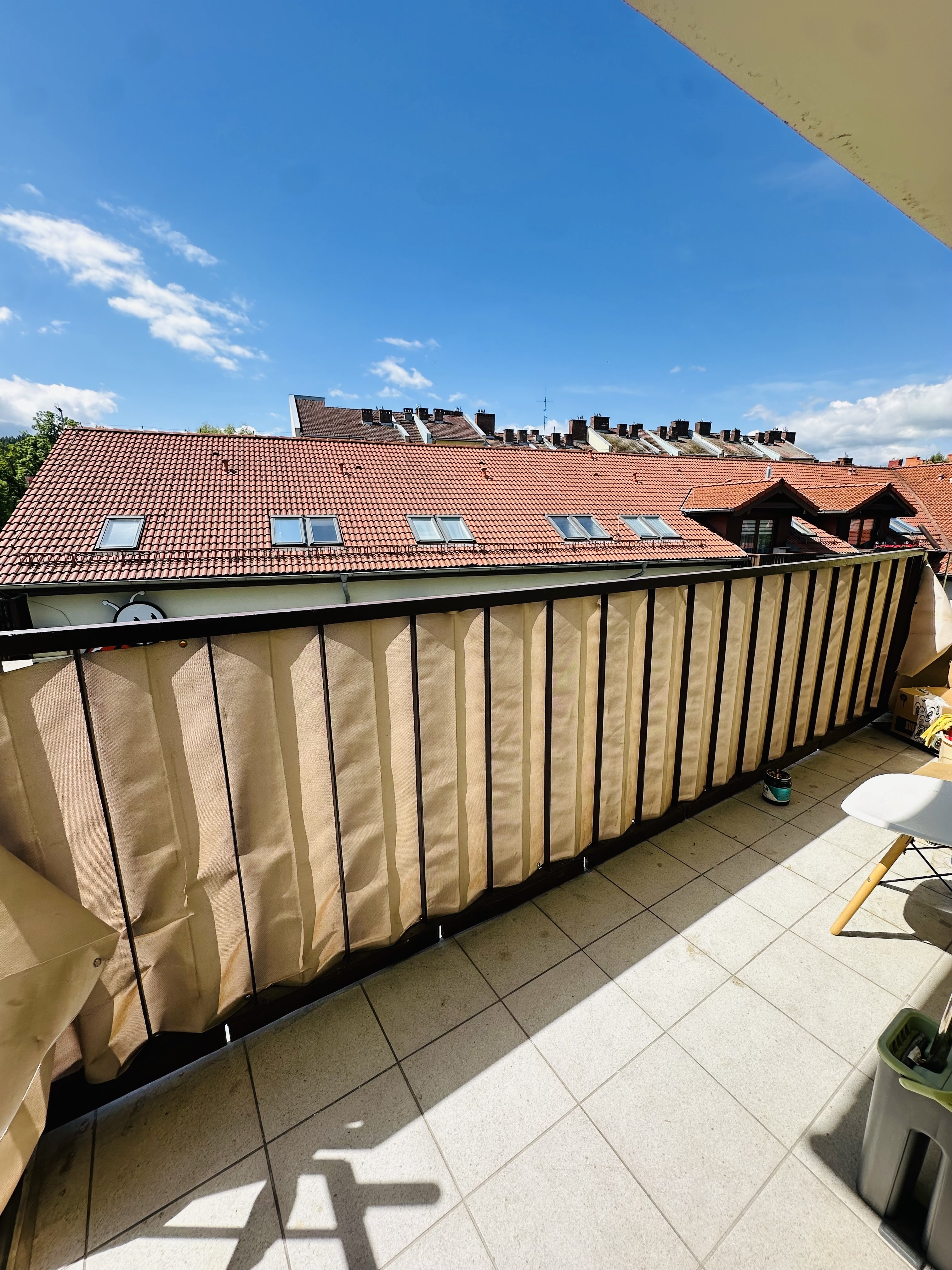 Nowoczesna kawalerka z odrębną kuchnią- balkon- Ulica Głowackiego- Jelenia Góra!