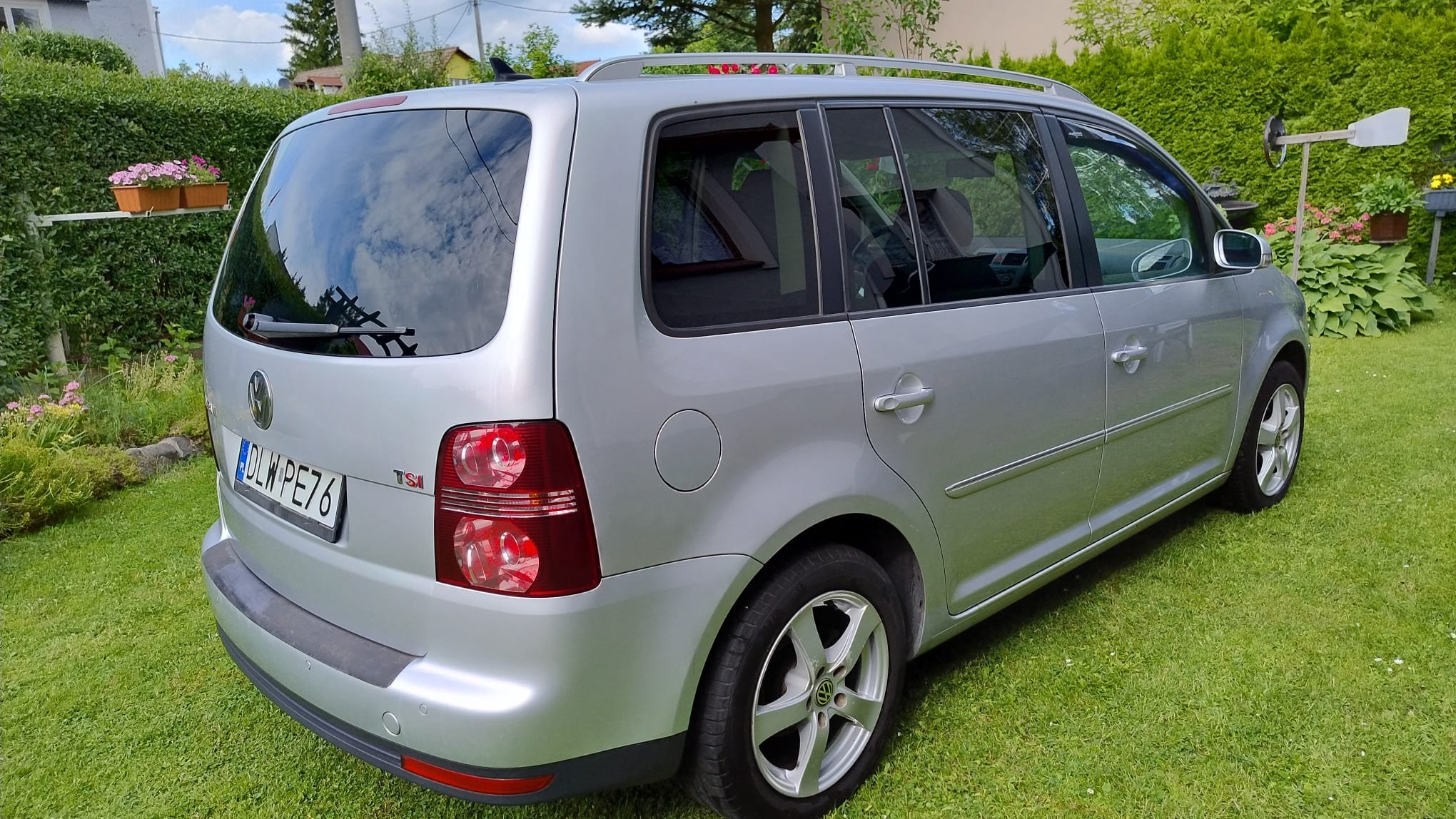 Volkswagen Touran - Automat - 2009 rok - 170 KM