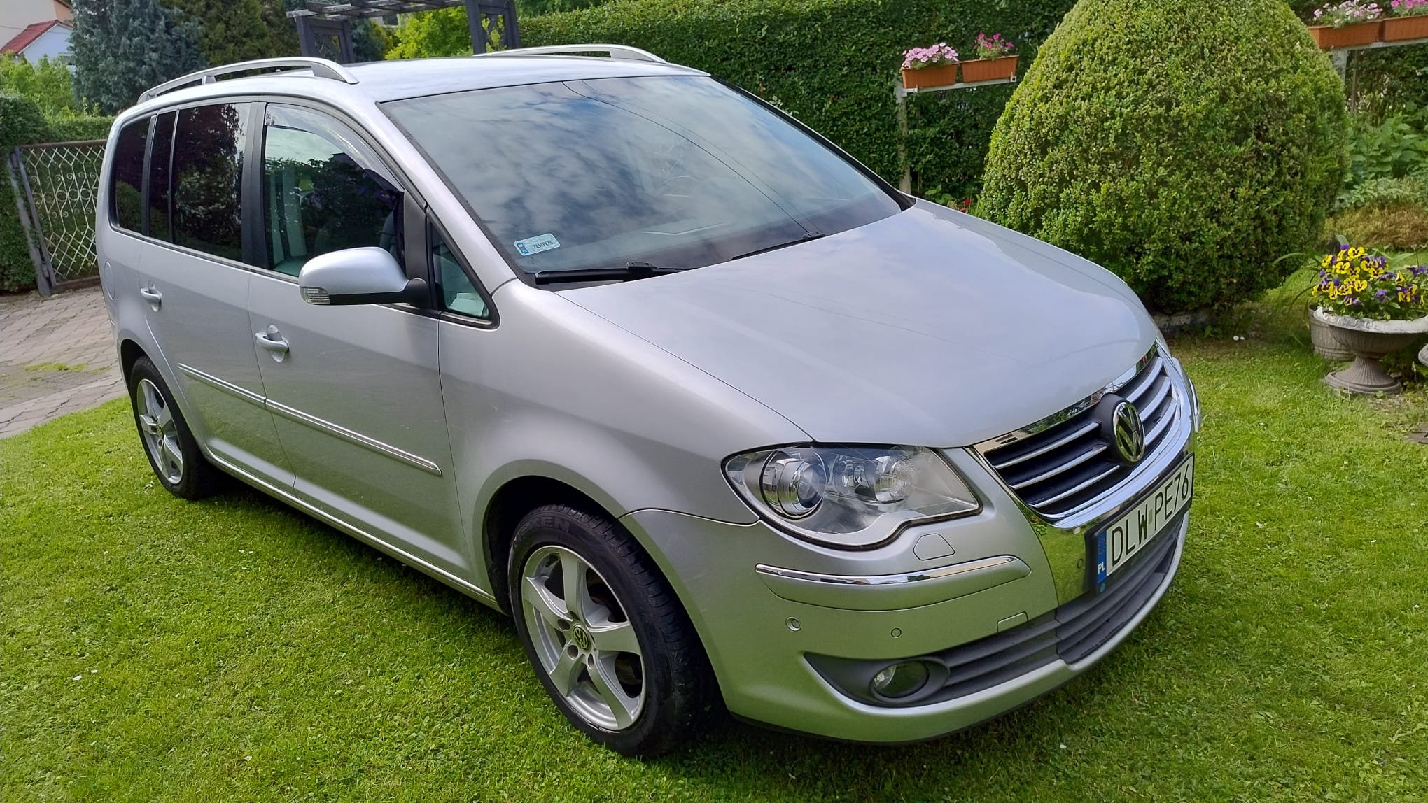Volkswagen Touran - Automat - 2009 rok - 170 KM