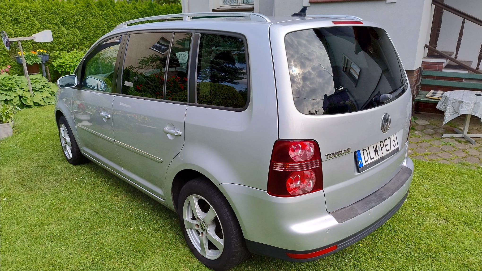 Volkswagen Touran - Automat - 2009 rok - 170 KM