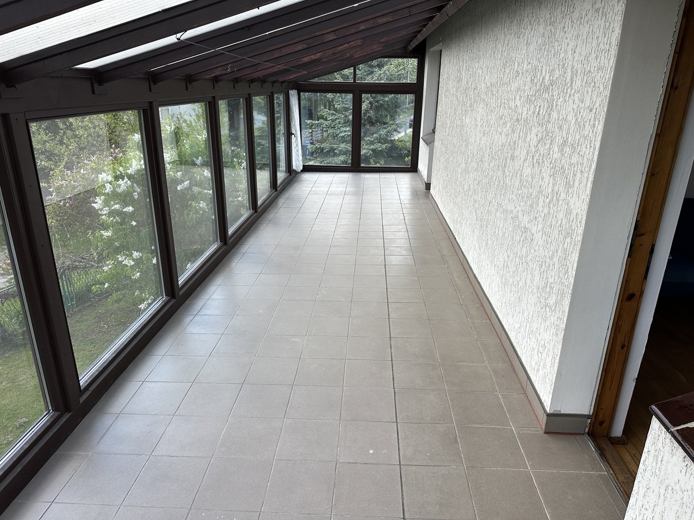 Interesujący dom w Sobieszowie pow. całkowita około 220m2-działka 457m2