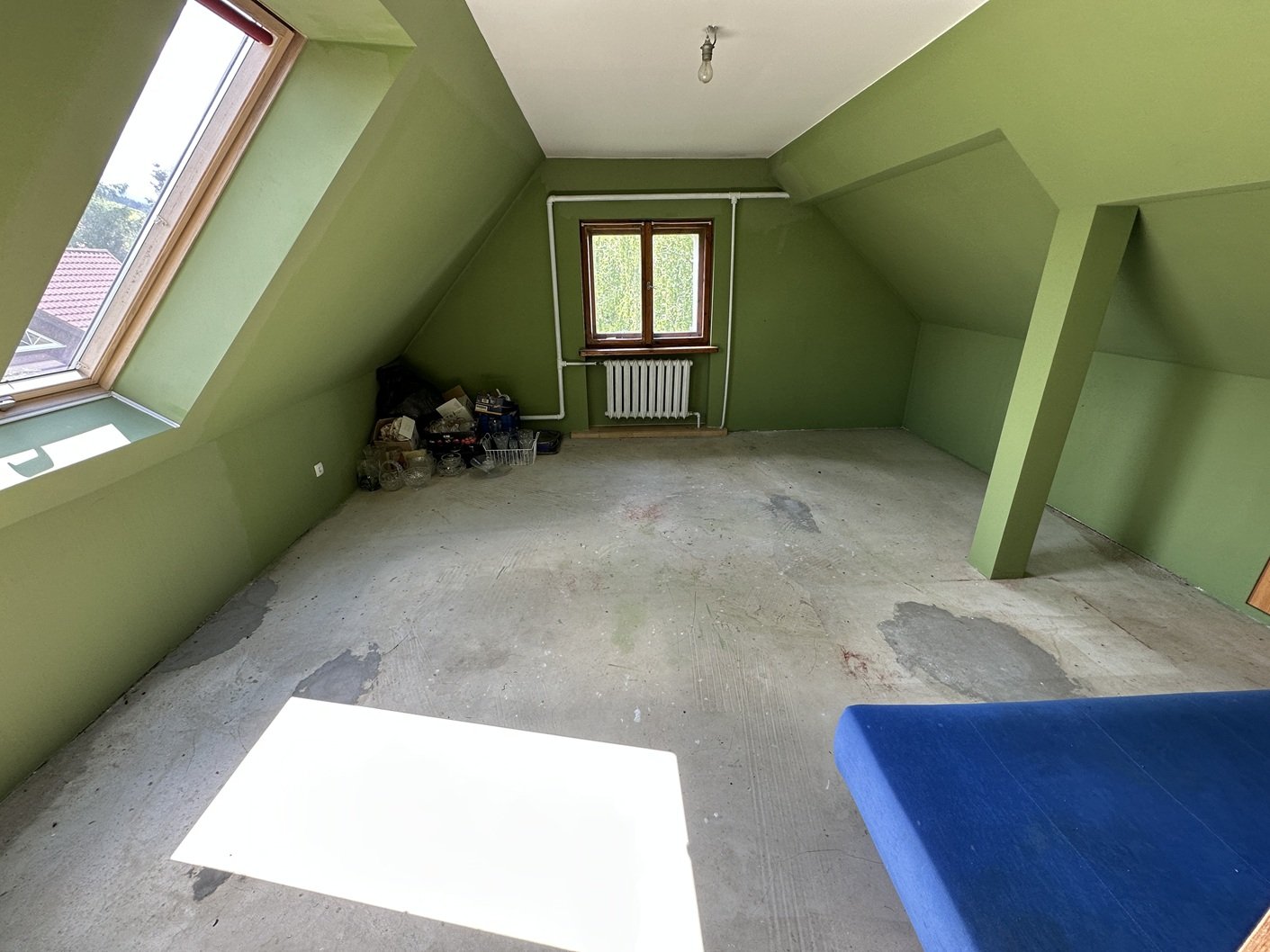 Interesujący dom w Sobieszowie pow. całkowita około 220m2-działka 457m2