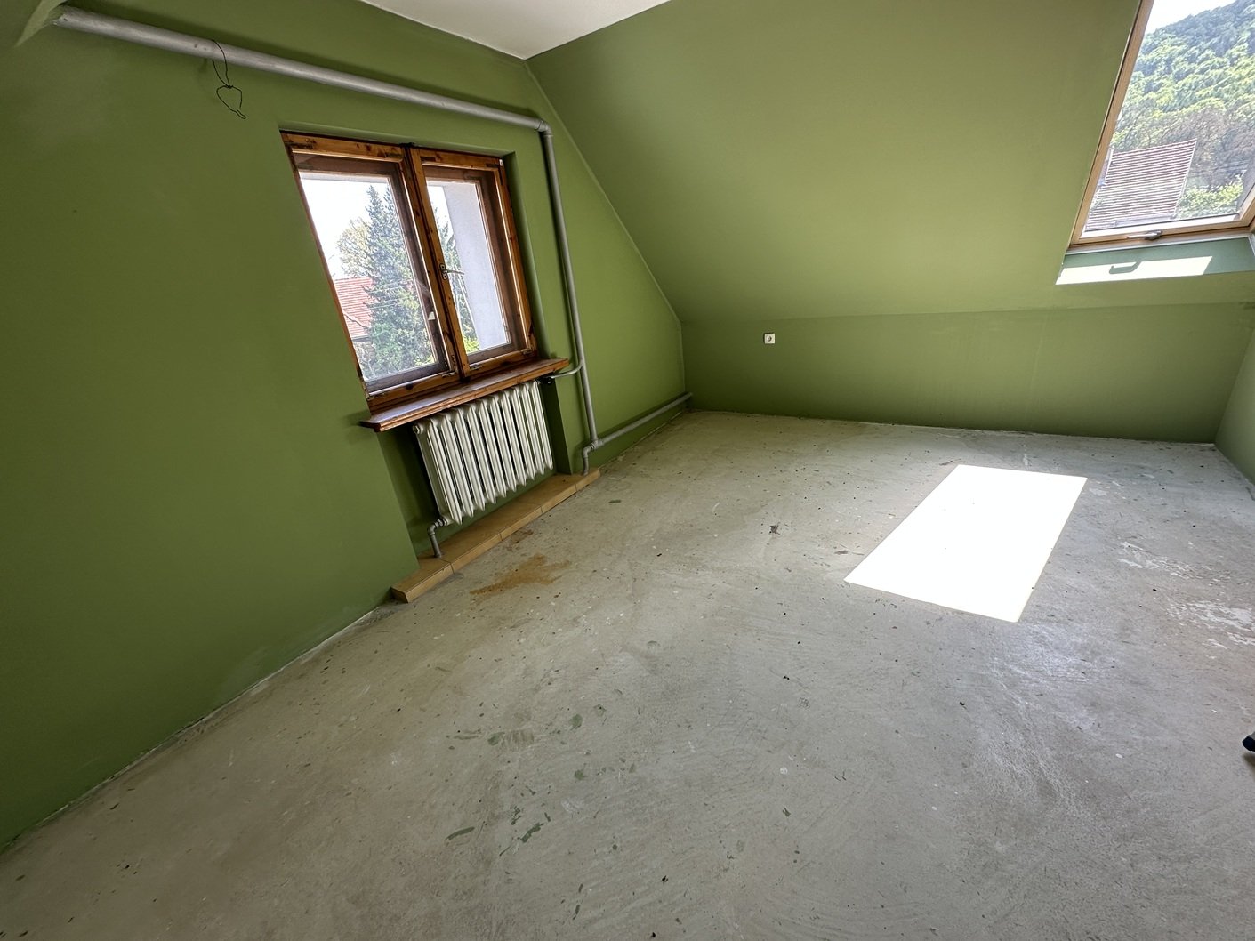 Interesujący dom w Sobieszowie pow. całkowita około 220m2-działka 457m2