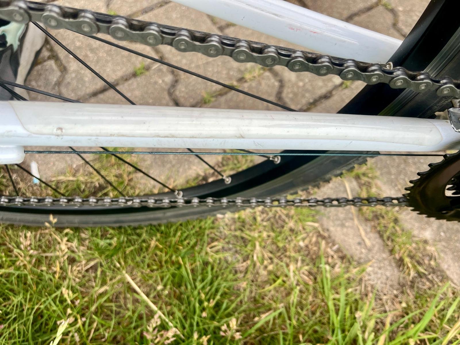 Triban Women Sora S – Shimano Sora 2x9 – korba 46/30 – kaseta 14-36