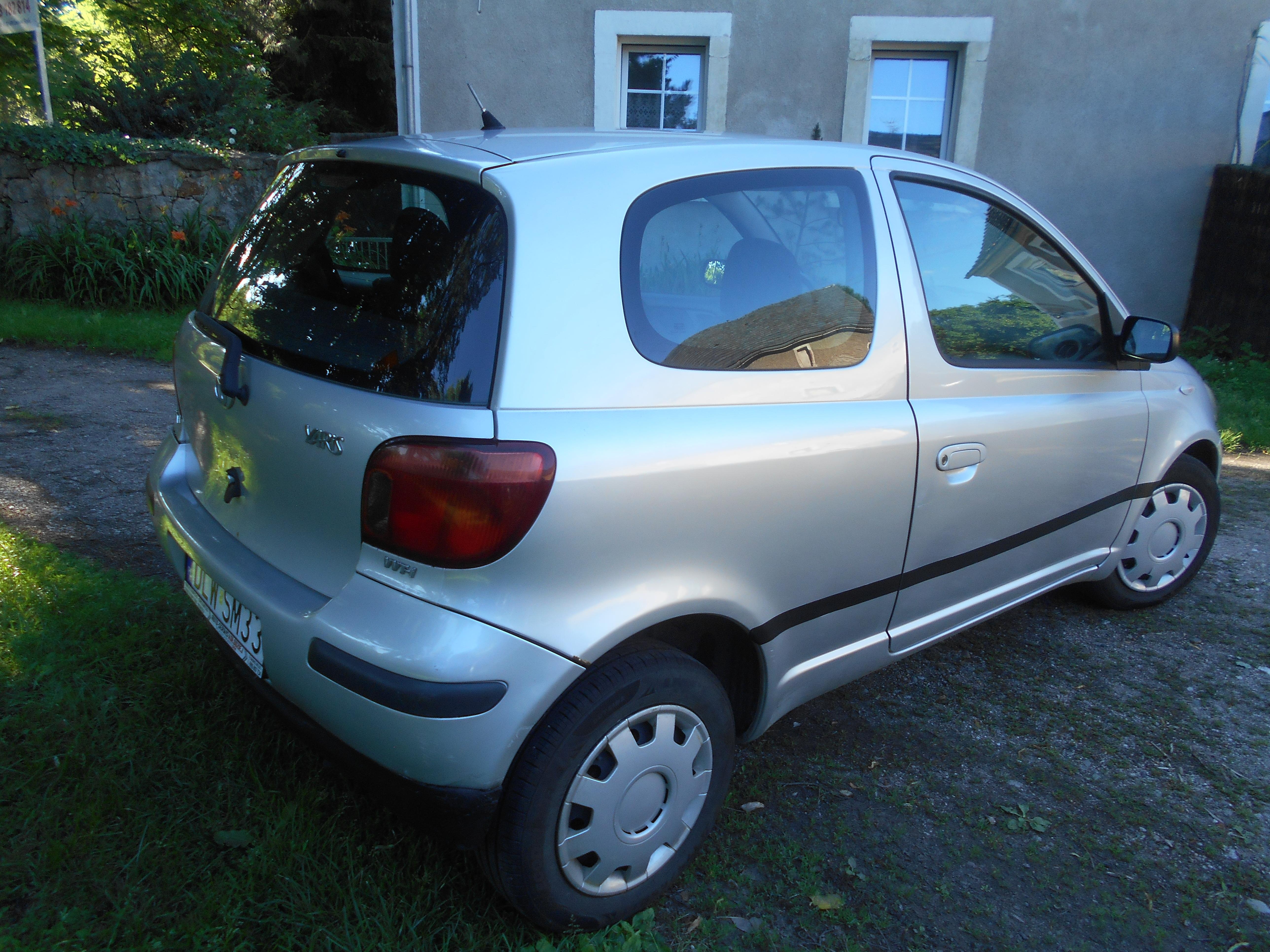 Toyota Yaris 1,3 benz z klimatyzacją 166 tyś km przebieg