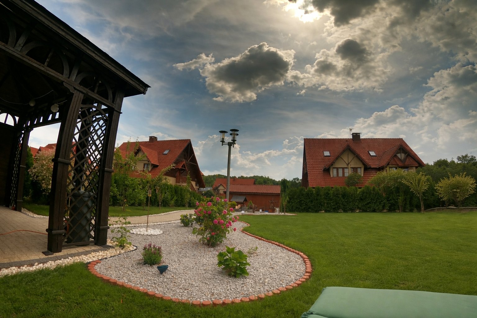 Słoneczna Dolina- dwupoziomowe, 104m2, ogród, wiata, umeblowane, bezczynszowe
