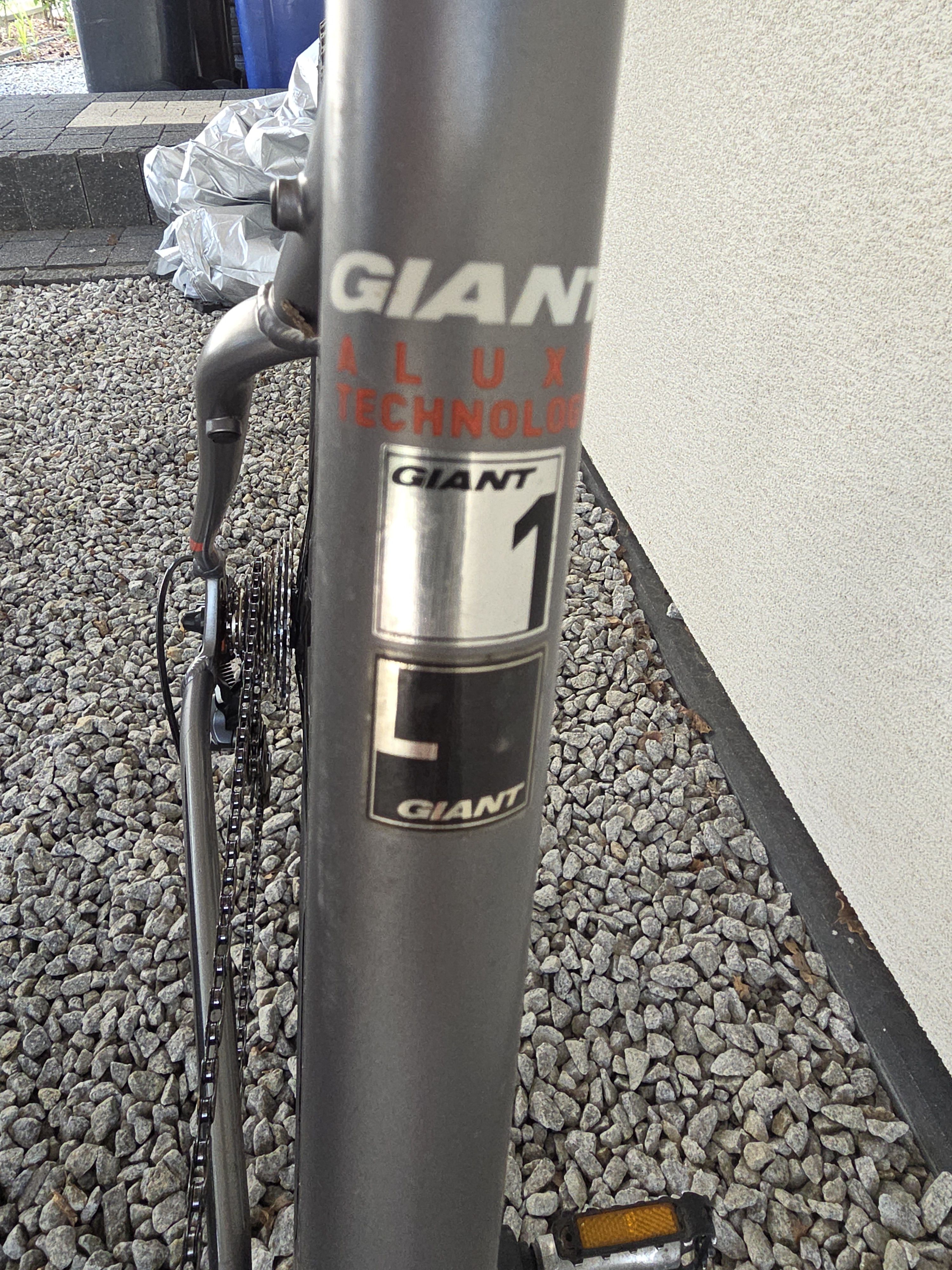 Rower crossowy GIANT ROAM XR 1-SLX,AVID,rama L,koła 28",hydraulika,NOWY amor