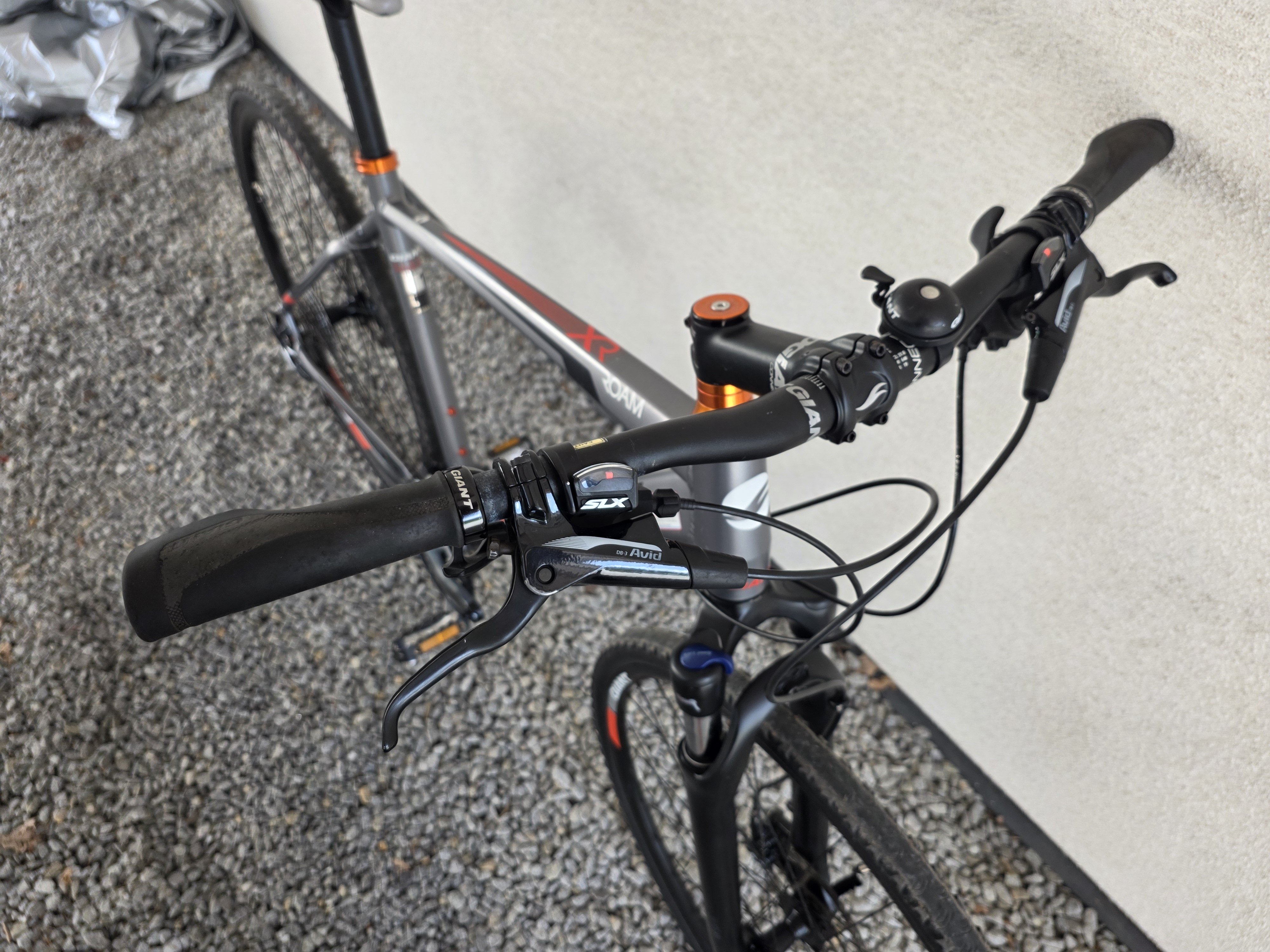 Rower crossowy GIANT ROAM XR 1-SLX,AVID,rama L,koła 28",hydraulika,NOWY amor