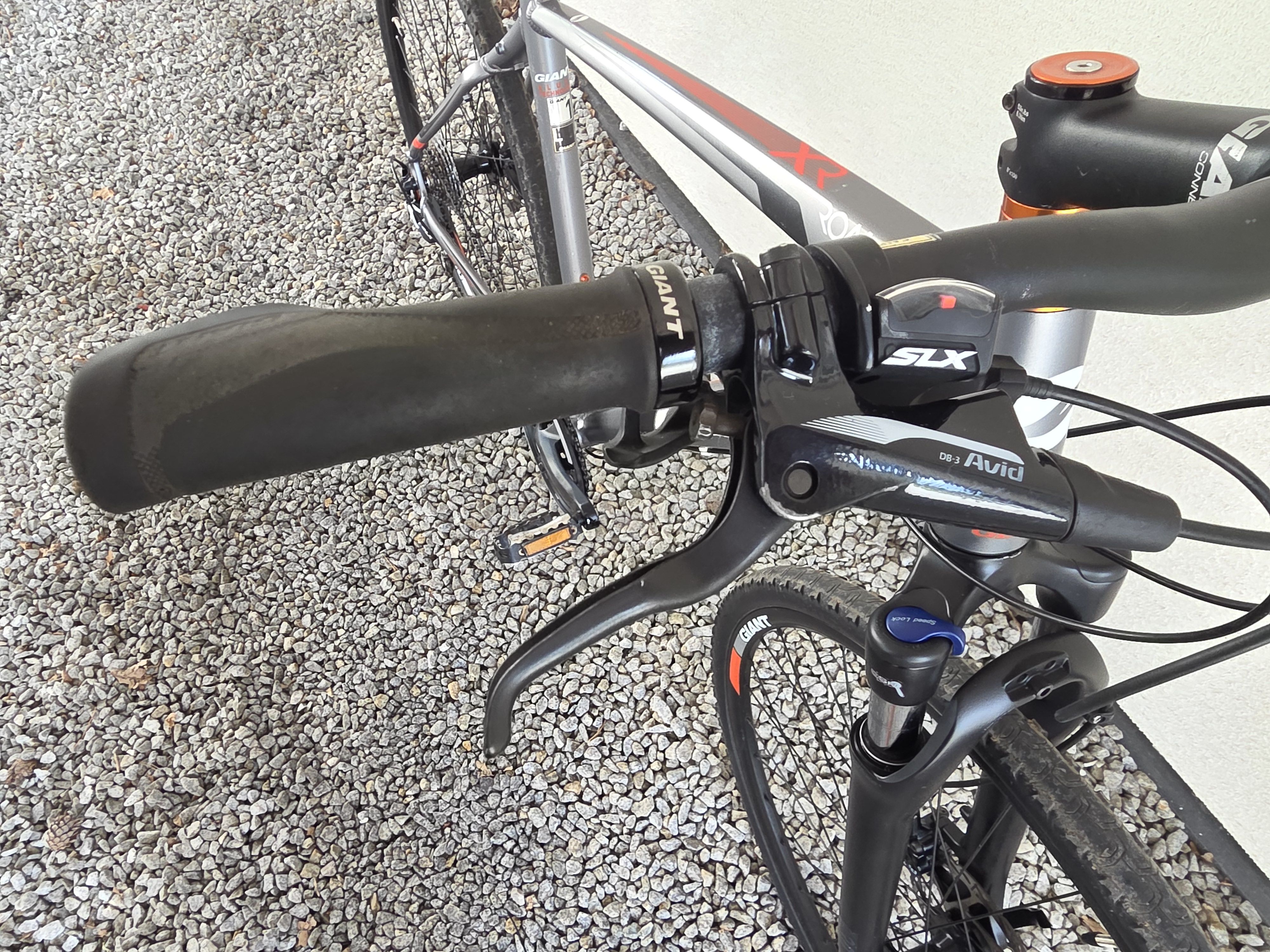 Rower crossowy GIANT ROAM XR 1-SLX,AVID,rama L,koła 28",hydraulika,NOWY amor