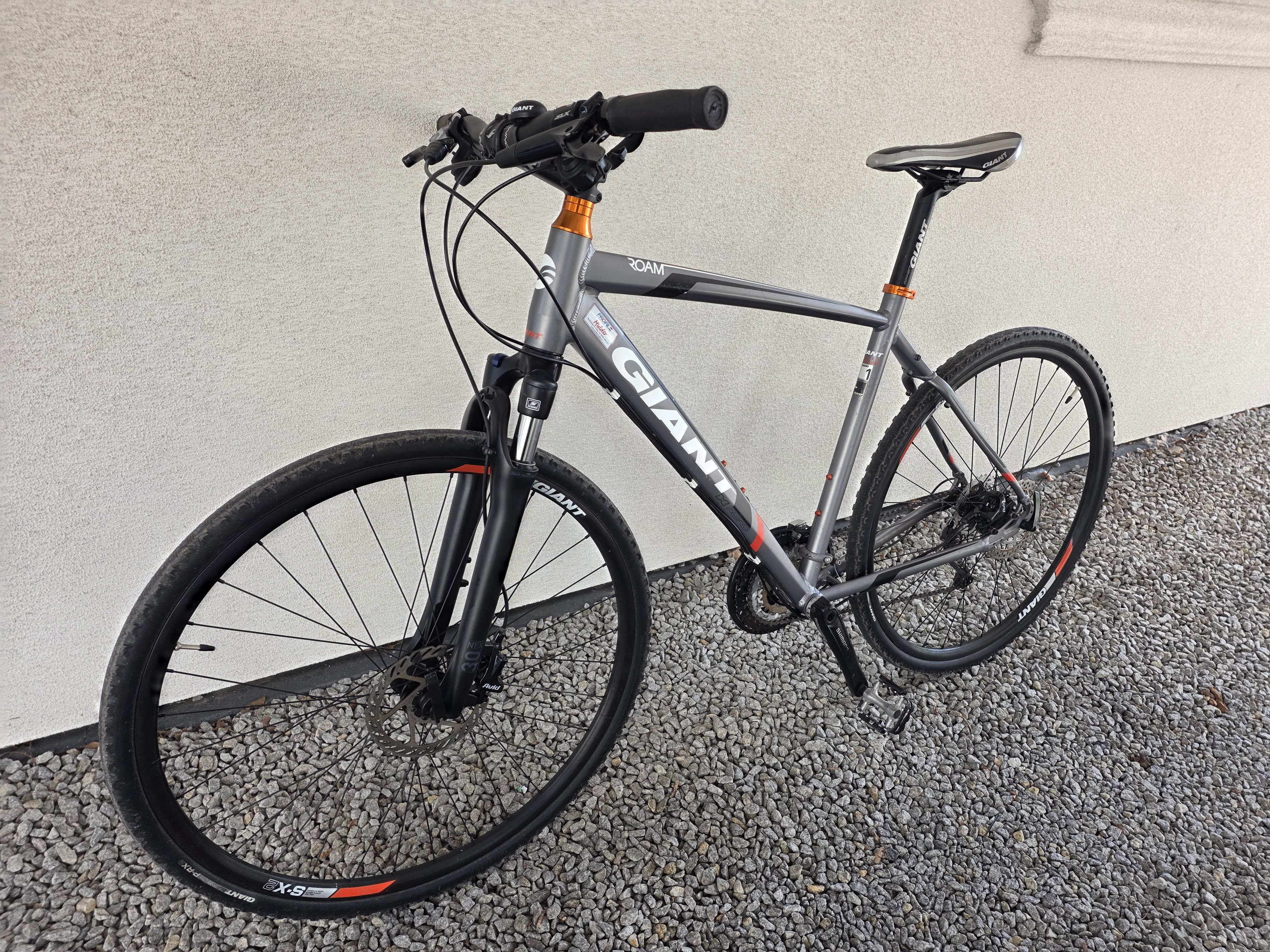 Rower crossowy GIANT ROAM XR 1-SLX,AVID,rama L,koła 28",hydraulika,NOWY amor