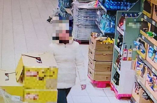 Sklepowe kradzieże – para w rękach policji