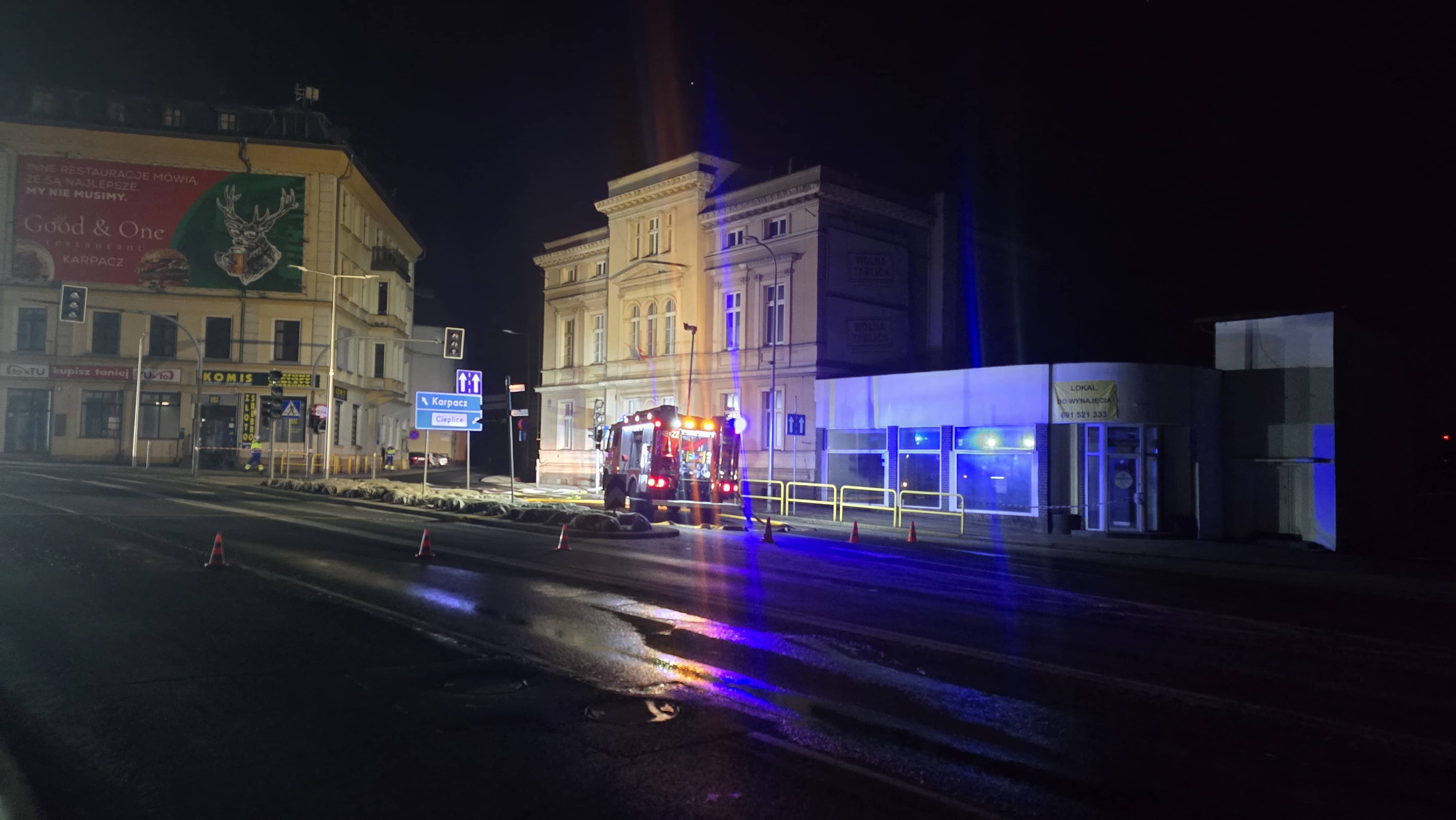 Rozszczelnienie sieci gazowej. Ewakuacja mieszkańców!