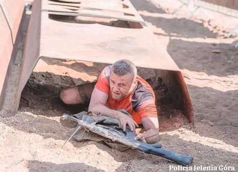 Sportowa i ekstremalna pasja naczelnika policji