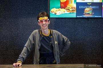Kultowi „Przyjaciele” w McDonald’s w Jeleniej Górze! Tylko do niedzieli