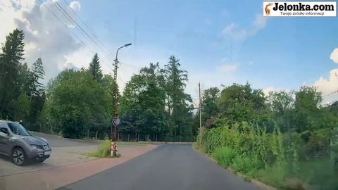 Ulica Skowronków – tu rekreacja spotyka się z zadumą