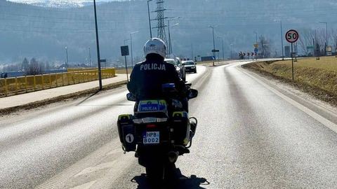 Policjanci rozpoczęli motocyklową służbę