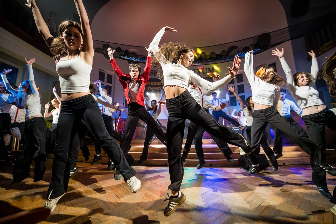 Magia „Żeromwood”: 17. Koncert Charytatywny w I LO w Jeleniej Górze