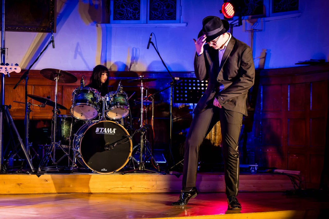 Magia „Żeromwood”: 17. Koncert Charytatywny w I LO w Jeleniej Górze