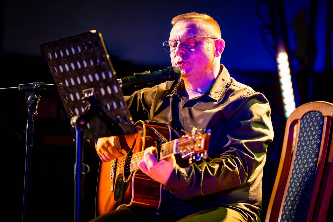 Magia „Żeromwood”: 17. Koncert Charytatywny w I LO w Jeleniej Górze