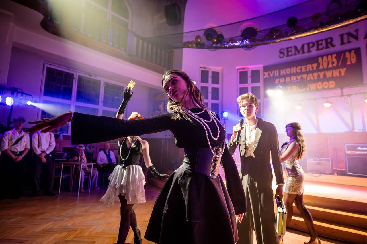 Magia „Żeromwood”: 17. Koncert Charytatywny w I LO w Jeleniej Górze