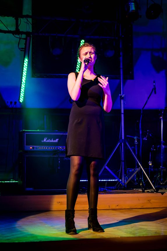 Magia „Żeromwood”: 17. Koncert Charytatywny w I LO w Jeleniej Górze