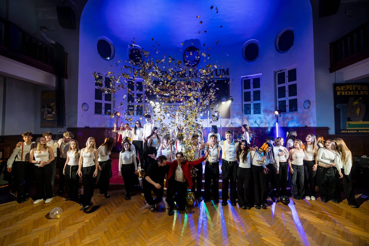 Magia „Żeromwood”: 17. Koncert Charytatywny w I LO w Jeleniej Górze