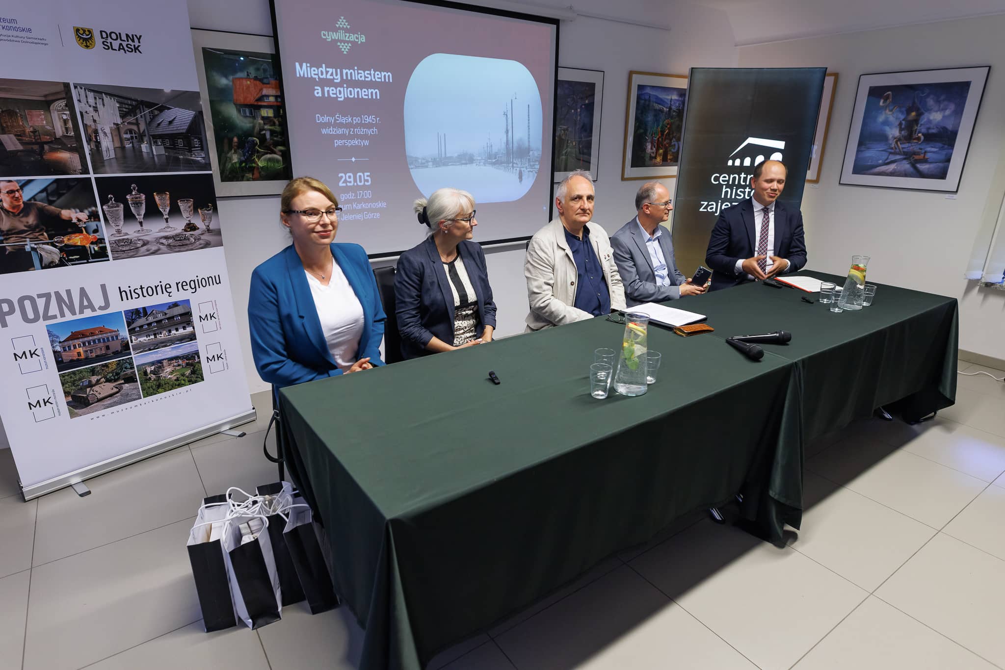 Debata o zakładach, które tworzyły miasto