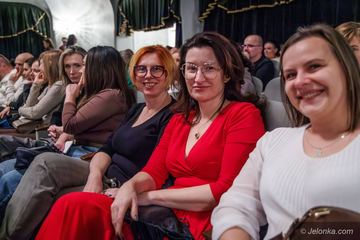 Panie Tomku, proszę przekazać mamie i tacie, aby pozwolili mi dokończyć zdanie
