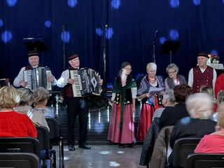 Noworoczne kolędowanie w Mysłakowicach