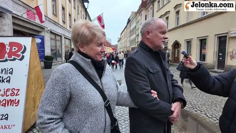 Czy flaga Polski została wywieszona?