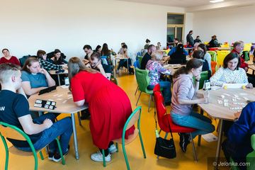 Zacięta walka, pierwsze mistrzostwa przeszły do historii