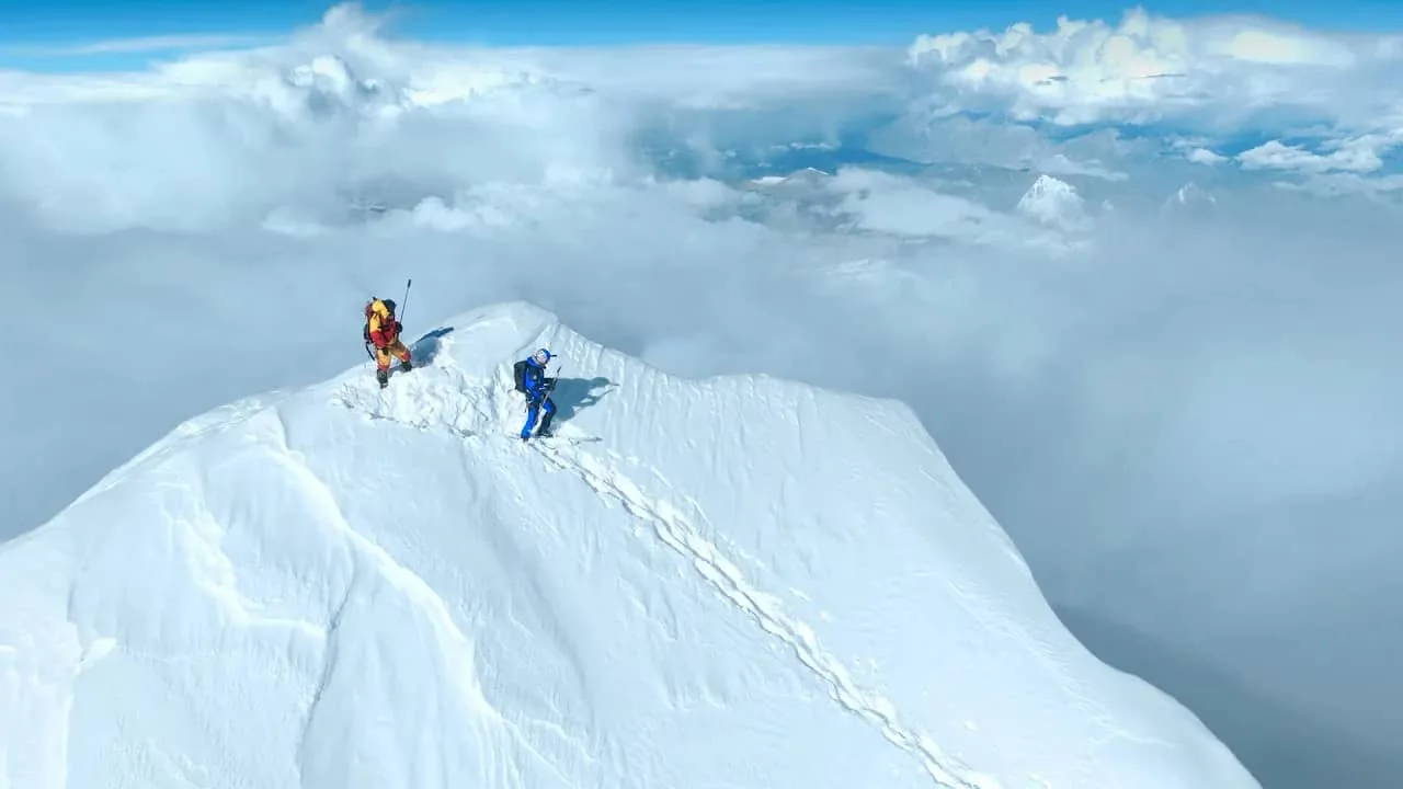 Zjechał na nartach z Mount Everestu