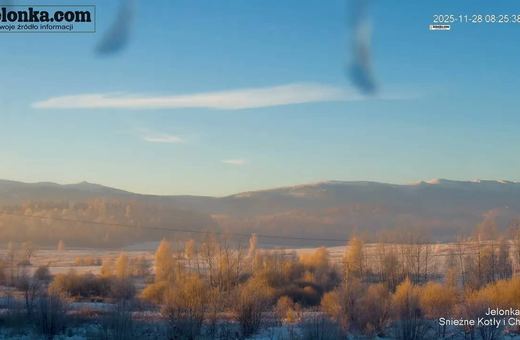 Epicki wschód Słońca nad Karkonoszami