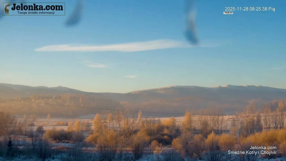 Epicki wschód Słońca nad Karkonoszami