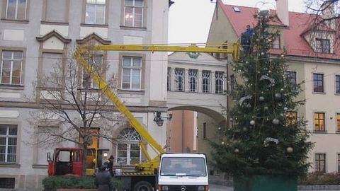 Choinka w Rynku już ubrana... :-)