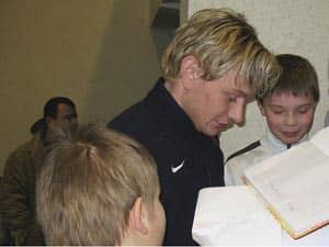 Sebastian Mila gościem młodych piłkarzy SP "GOL"