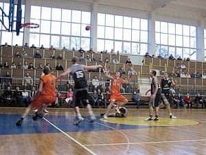 Sudety – Tarnovia – relacja i foto z meczu koszykówki