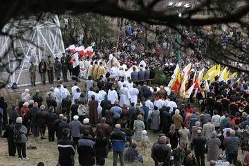 Msza Św. pod Krzyżem Jubileuszowym