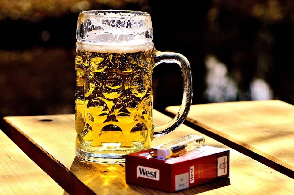Alkohol i papierosy będą droższe