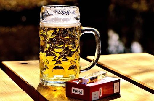 Alkohol i papierosy będą droższe