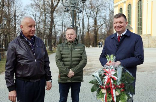 O historii i pamięci – wizyta ministra w Jeleniej Górze