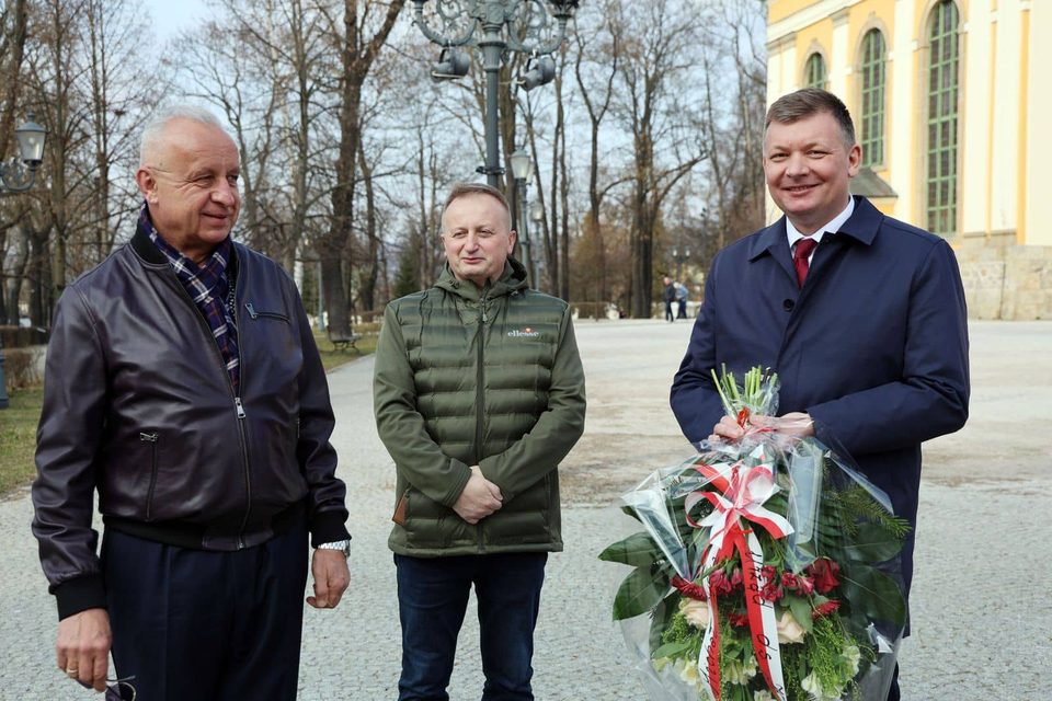 O historii i pamięci – wizyta ministra w Jeleniej Górze