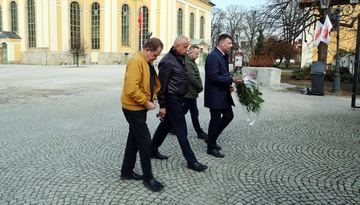 O historii i pamięci – wizyta ministra w Jeleniej Górze