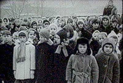 Kadry z dokumentu w dniu otwarcia szkoły – 21 stycznia 1966.