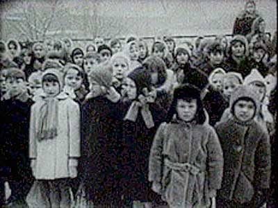 Kadry z dokumentu w dniu otwarcia szkoły – 21 stycznia 1966.