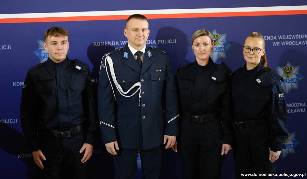 Pięcioro nowych policjantów w Jeleniej Górze