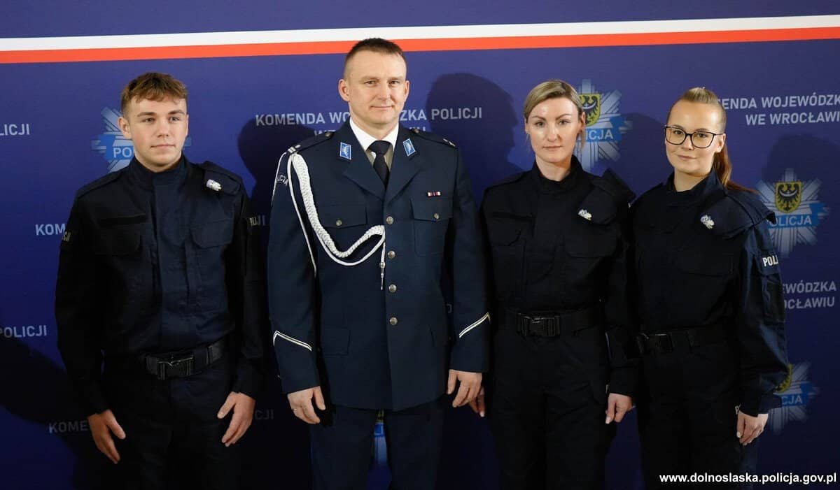 Pięcioro nowych policjantów w Jeleniej Górze