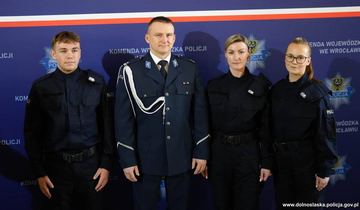 Pięcioro nowych policjantów w Jeleniej Górze