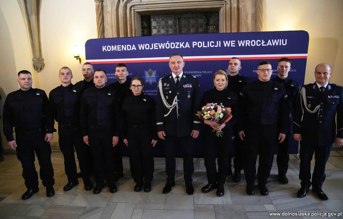 Pięcioro nowych policjantów w Jeleniej Górze
